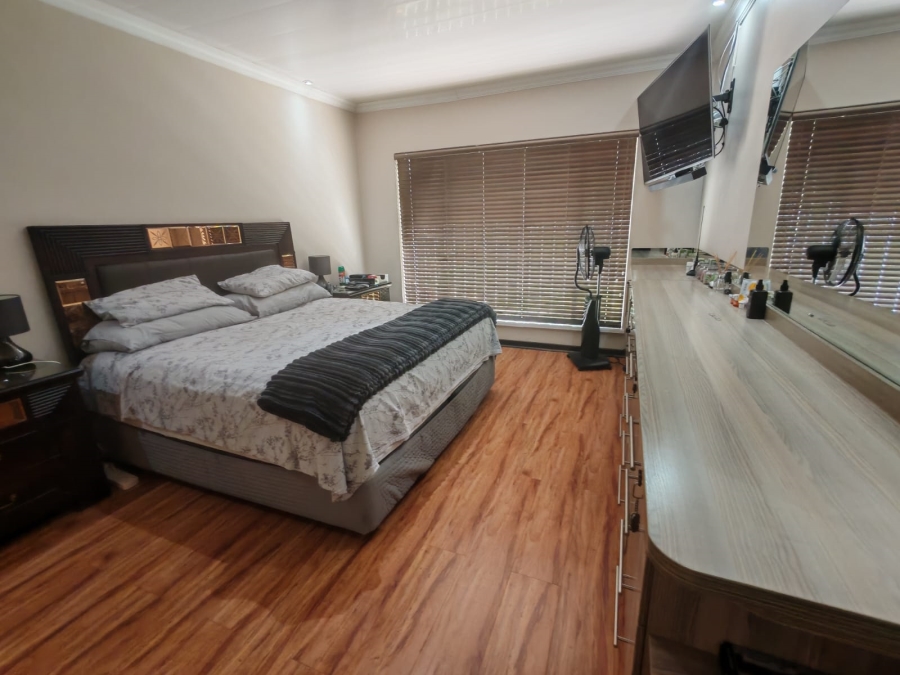 3 Bedroom Property for Sale in Vaalpark Free State